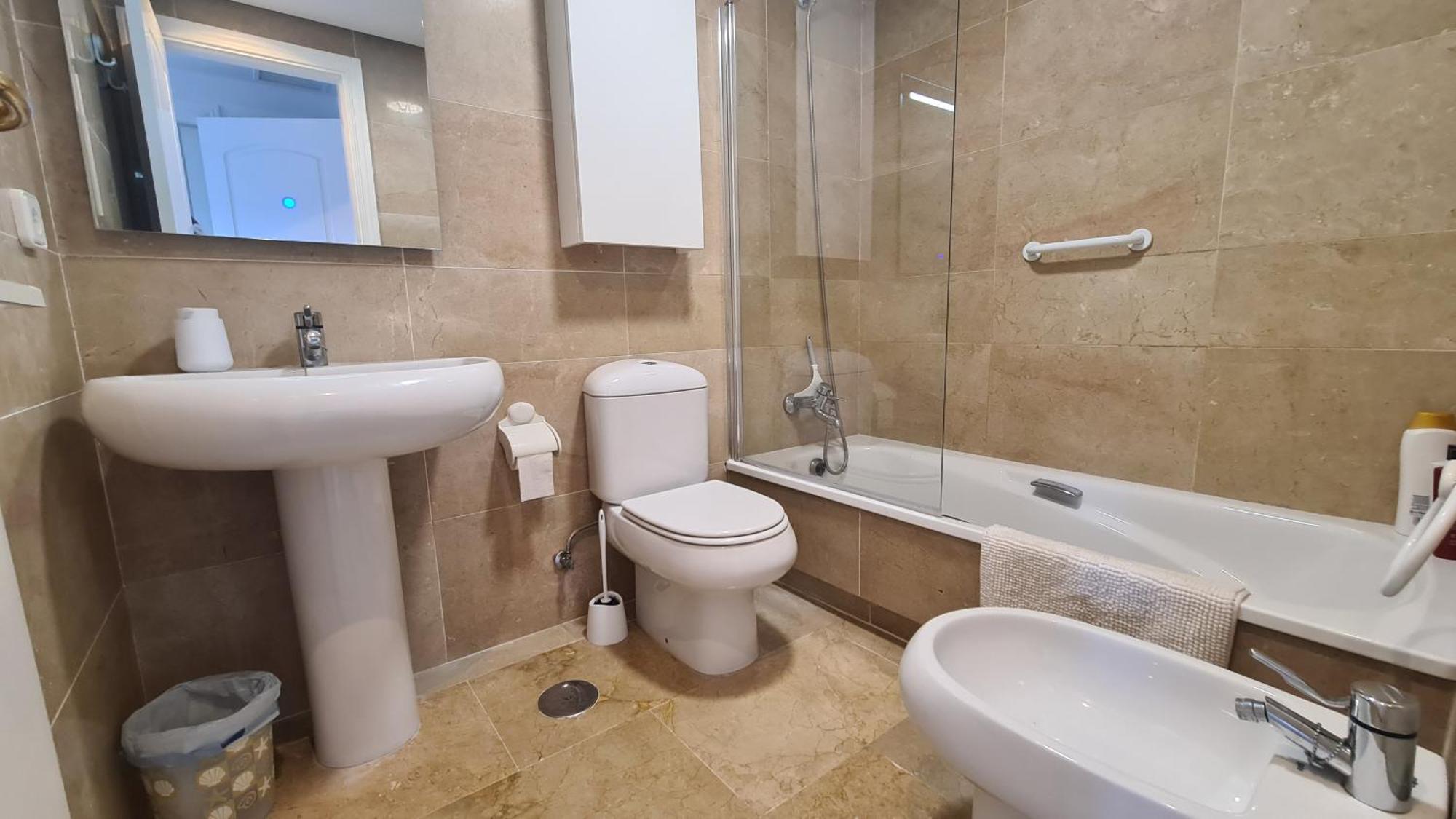 Lovely 2-Bed Apartment In Marina De La Duquesa Castillo de Sabinillas Eksteriør billede